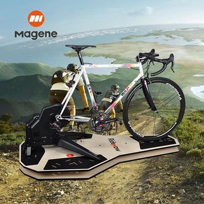 Αναβαθμίστε την εκπαίδευση ποδηλασίας με Tacx Flux Compatible Bike Trainer και Rocking Board