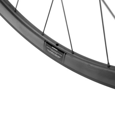 Το Superteam Carbon Fiber Wheelset Η απόλυτη αναβάθμιση για την απόδοση των ποδηλάτων δρόμου
