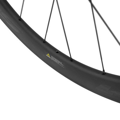 Προσαρμόσιμες 45mm Carbon Fiber Οδικές ρόδες ποδηλάτου 700c 20 24h R13 Hub Carbon Wheels